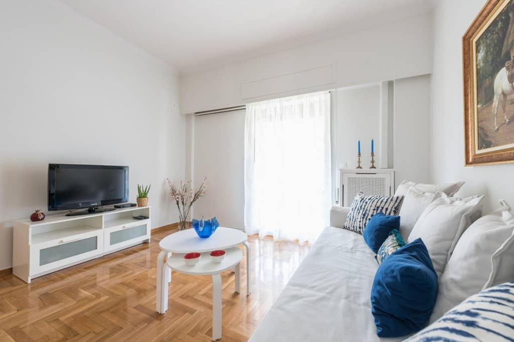 New! Bright & Remodeled 1Bed Apt 2Min Walk To Acropolis Atenas Exterior foto